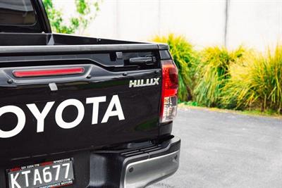 2017 Toyota Hilux - Thumbnail